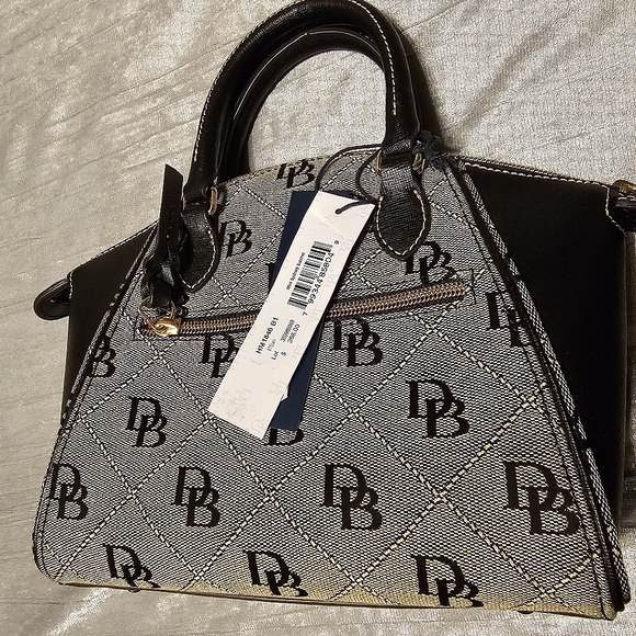 NWT Dooney and Bourke Crossbody - Picture 4 of 9